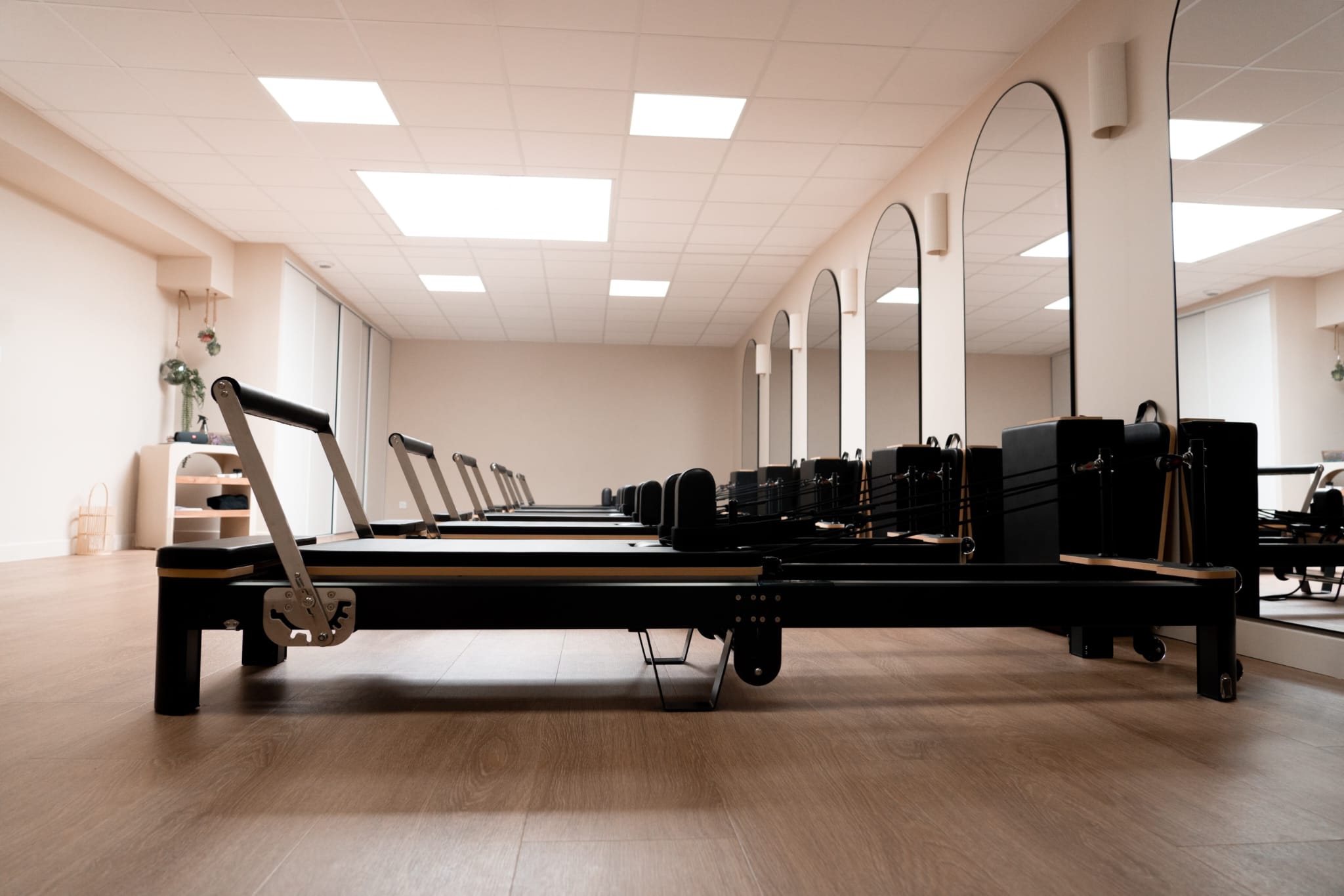 sunlab-studio-pilates-reformer-lyon-hero